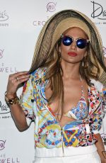 JENNIFER LOPEZ in Bikini Top at 