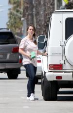 JENNIFER LOVE HEWITT Shopping at Whole Foods in Santa Monica 05/26/2016