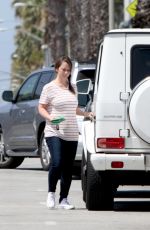 JENNIFER LOVE HEWITT Shopping at Whole Foods in Santa Monica 05/26/2016