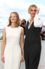 JULIA ROBERTS at 