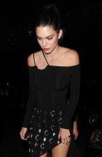 KENDALL JENNER Arrives at Her Hotel in London 05/26/2016