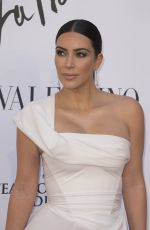 KIM KARDASHIAN at 