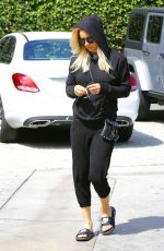 kKALEY CUOCO Out in Los Angeles 05/15/2016