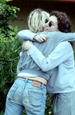 KRISTEN STEWART Out and About in Los Feliz 05/06/2016