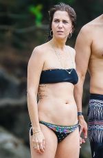 KRISTEN WIIG and Avi Rothman at a Beach in Kauai, 05/05/2016