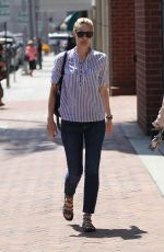 LESLIE BIBB Out Shopping in Beverly Hills 05/12/2016