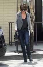 LISA RINNA Leaves Palm Restaurant in Beverly Hills 05/06/2016