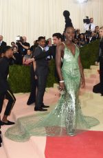 LUPITA NYONG