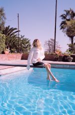 MARGOT ROBBIE in Oyster Magazine, May 2016 Issue