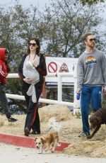 Pregnant ANNE HATHAWAY Out Hiking in Los Angeles 05/09/2016