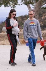 Pregnant ANNE HATHAWAY Out Hiking in Los Angeles 05/09/2016