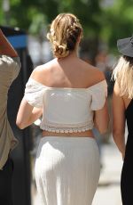 Pregnant CANDICE SWANEPOEL Out in New York 05/20/2016