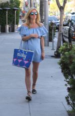 Pregnant NICKY HILTON Out and About in Beverly Hills 05/12/2016