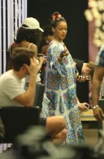 RIHANNA Shopping at MAC in New York 05/29/2016
