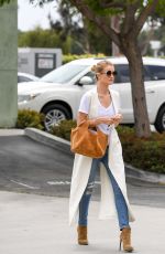 ROSIE HUNTINGTON-WHITELEY Arrives at a Studio in Los Angeles 05/04/2016