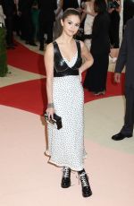 SELENA GOMEZ at Costume Institute Gala 2016 in New York 05/02/2016