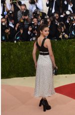 SELENA GOMEZ at Costume Institute Gala 2016 in New York 05/02/2016