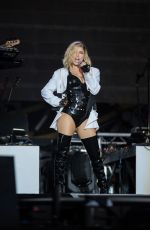 STACY FERGIE FERGUSON Performs at Rock in Rio in Lisbon 05/20/2016