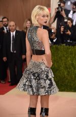 TAYLOR SWIFT at Costume Institute Gala 2016 in New York 05/02/2016