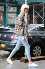 TAYLOR SWIFT Out and About in New York 05/01/2016
