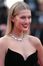 TONI GARRN at 