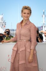 VIRGINIE EFIRA at 