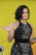 DEMI LOVATO 