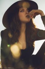 ELIZABETH GILLIES in Bello Mag #126, June 2016