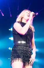 ELLIE GOULDING Performs at a Concert in Orlando 06/04/2016