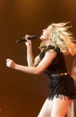 ELLIE GOULDING Performs at a Concert in Orlando 06/04/2016