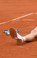 GARBINE MUGURUZA Wins Ladies Final Match at 2016 Roland Garros in Paris 06/04/2016