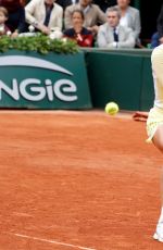 GARBINE MUGURUZA Wins Ladies Final Match at 2016 Roland Garros in Paris 06/04/2016