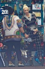 GWEN STEFANI Shopping at Aahs Gift Store in West Hollywood 06/16/2016