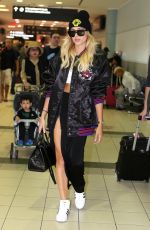 HAILEY BALDWIN at Toronto Pearson International Airport 06/18/2016