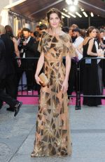 HILARY RHODA at CFDA Fashion Awards in New York 06/06/2016
