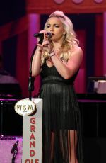 JAMIE LYNN SPEARS Performs at Grand Ole Opry at Ryman in Nashville 06/11/2016
