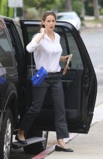 JENNIFER GARNER Out and About in Pacific Palisades 06/12/2016