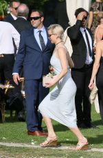 JENNIFER LAWRENCE at a Friend