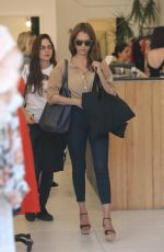 JESSICA ALBA Shopping on Melrose in West Hollywood 06/20/2016