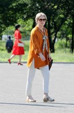 JULIANNE MOORE on the Set of Todd Haynes