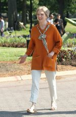 JULIANNE MOORE on the Set of Todd Haynes