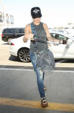 KATE HUDSON at Los Angeles International Airport 06/23/2016