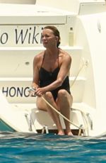 KATE HUDSON, GOLDIE HAWN and AMY SCHUMER at a Yacht in Hawaii 05/29/2016