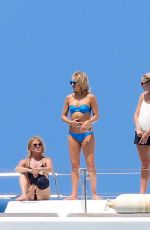 KATE HUDSON, GOLDIE HAWN and AMY SCHUMER at a Yacht in Hawaii 05/29/2016