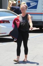 KENDRA WILKINSON Leaves a Yoga Class in Los Angeles 06/22/2016