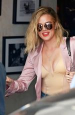 KHLOE KARDASHIAN Leaves Casa Vega in Sherman Oaks 06/08/2016