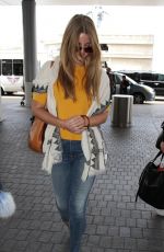 LANA DEL REY at Los Angeles International Airport 06/01/2016
