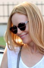 LESLIE MANN Leaves MechE Salon Beverly Hills 06/08/2016