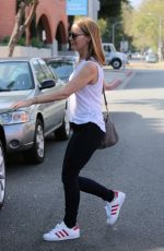 LESLIE MANN Leaves MechE Salon Beverly Hills 06/08/2016