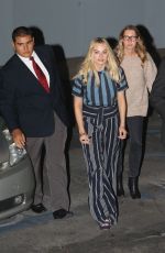 MARGOT ROBBIE Leaves 
